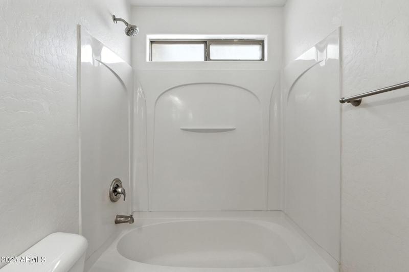 23-web-or-mls-Meadow -23