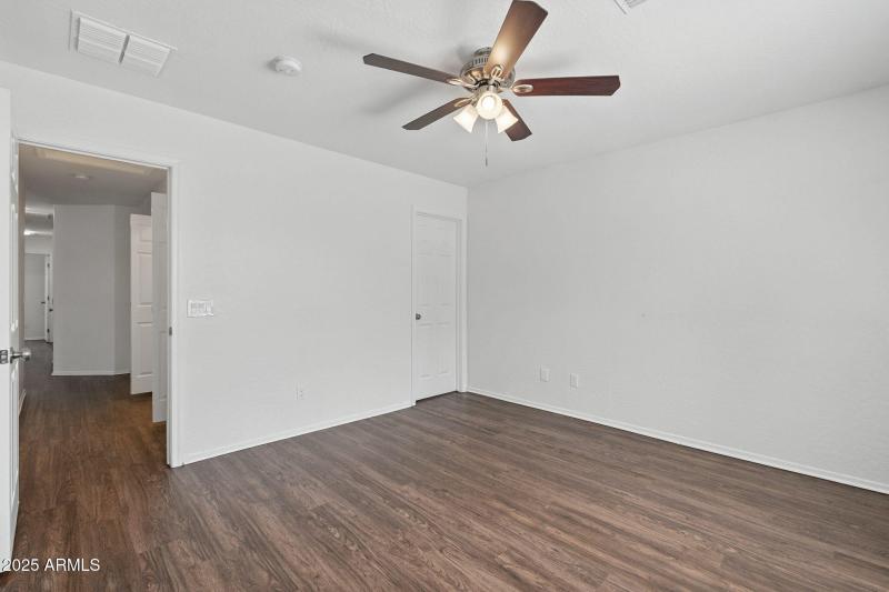 25-web-or-mls-Meadow -25