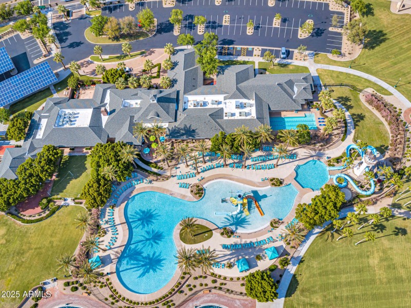 Starpointe-Resident's-Club (1)