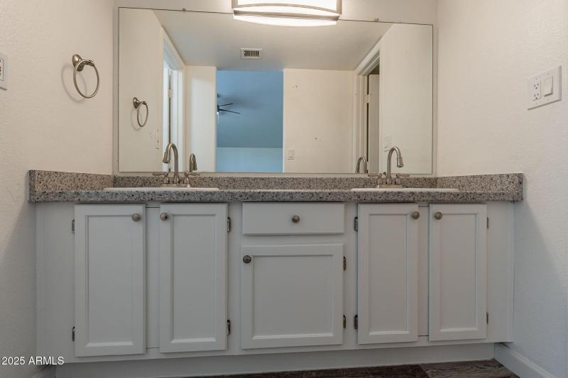 33-web-or-mls-Desiree-33