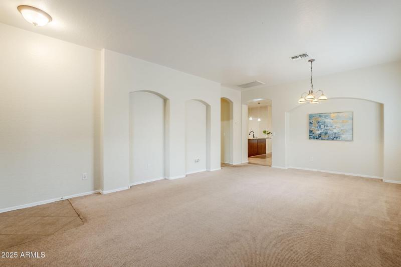 5-web-or-mls-Claxton-5