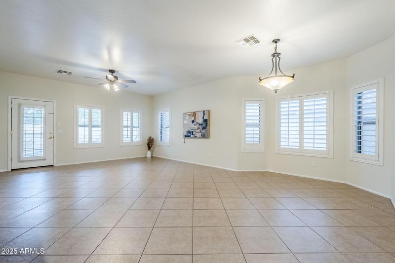 8-web-or-mls-Claxton-8