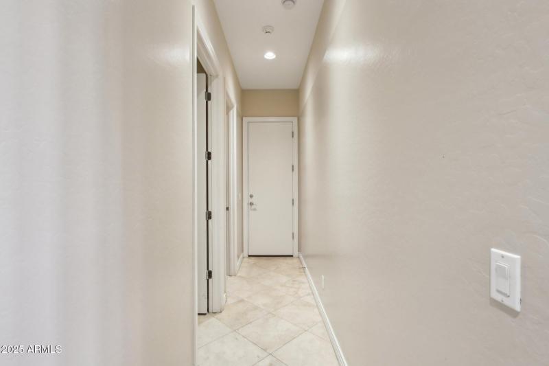 Hall to laundry/storage/and Sauna