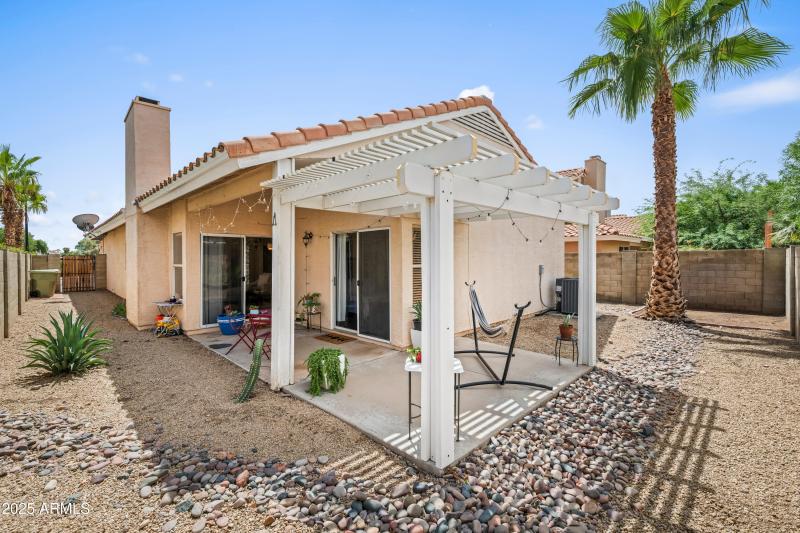 Low-Maintenance Backyard