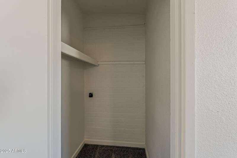 Primary Walkin Closet