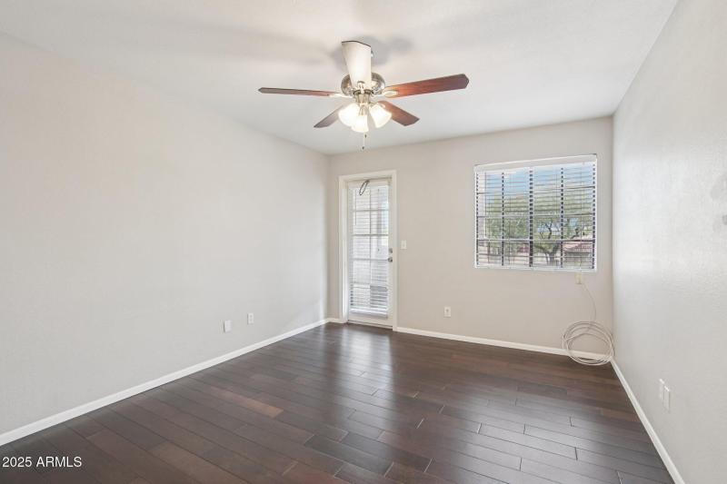 4-web-or-mls-E Belleview Pl-S0409-004