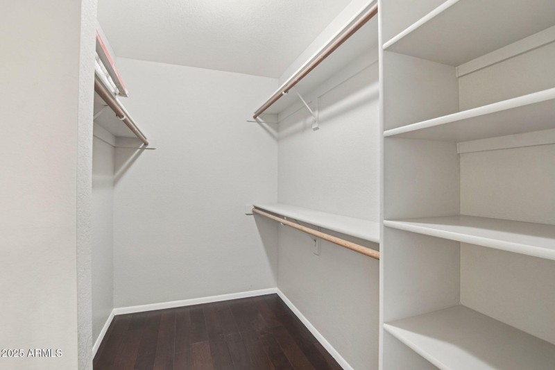 16-web-or-mls-E Belleview Pl-S0409-016