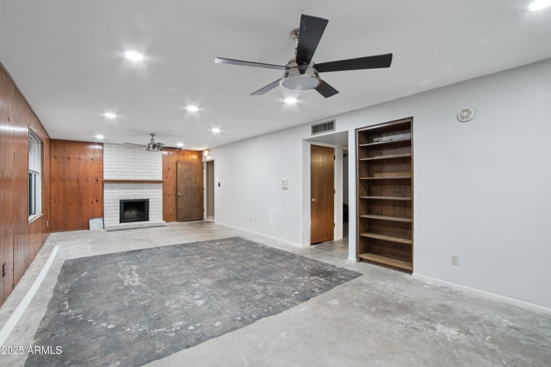 33-print-E Evergreen St-S0509-033