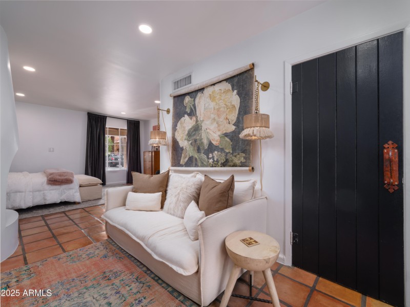 Listings_4540_N_44thSt_Unit21_Images-32