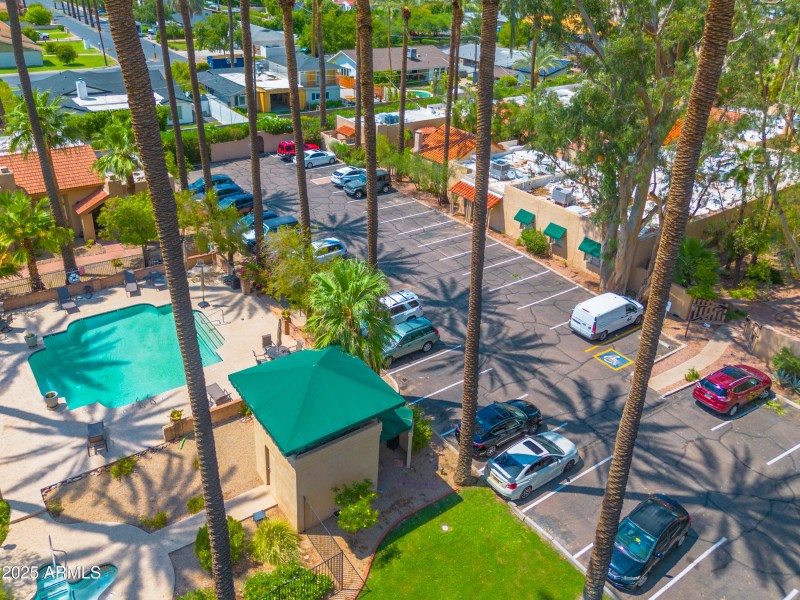 Listings_4540_N_44thSt_Unit21_Images-48