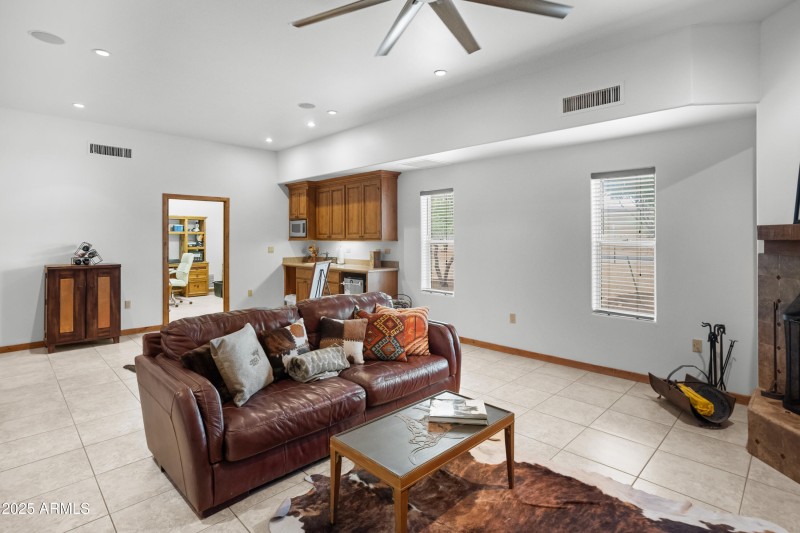 Entertainment Room with Wetbar