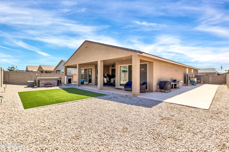 3314 E Jasmine Way-40