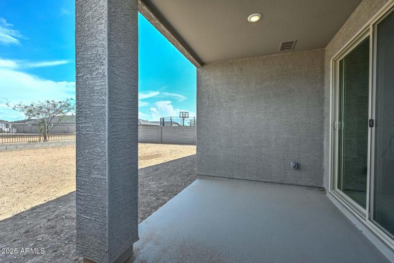 Covered Patio-Backyard