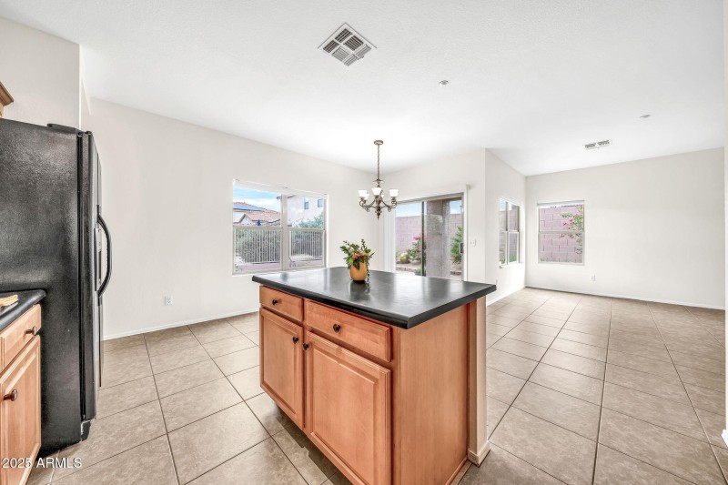 7500 E Deer Valley Rd-11