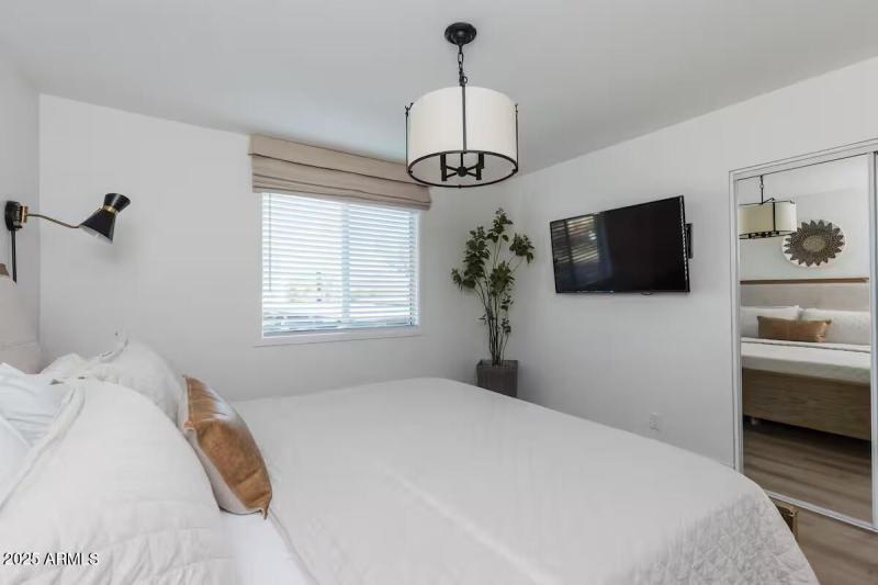 Maya bed n closet doors