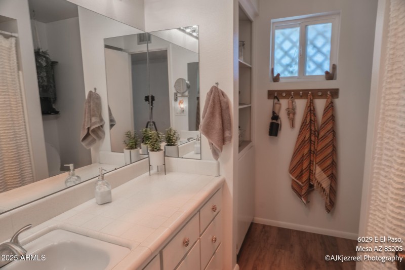 6029 E EL PASO Bath 2