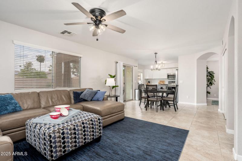 4660 E Torrey Pines Ln, 09-02 - 11