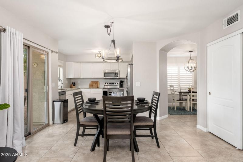 4660 E Torrey Pines Ln, 09-02 - 12