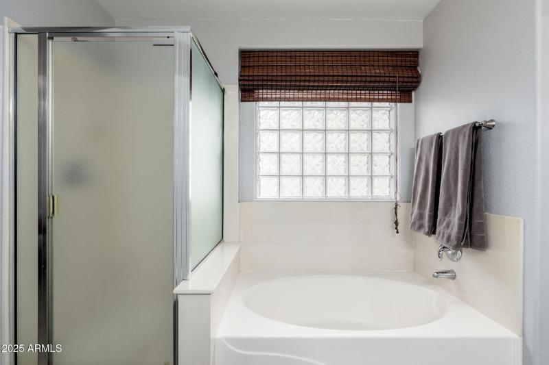 4660 E Torrey Pines Ln, 09-02 - 23