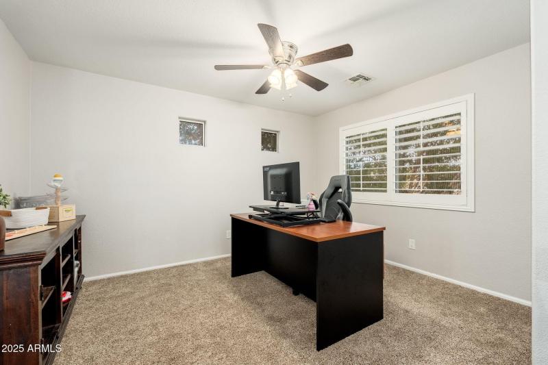 4660 E Torrey Pines Ln, 09-02 - 26