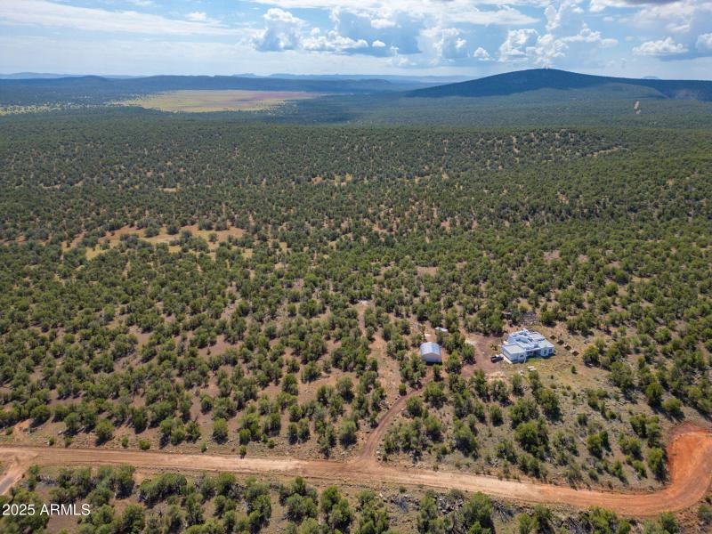 14-web-or-mls-35575-w-pale-moon-rd