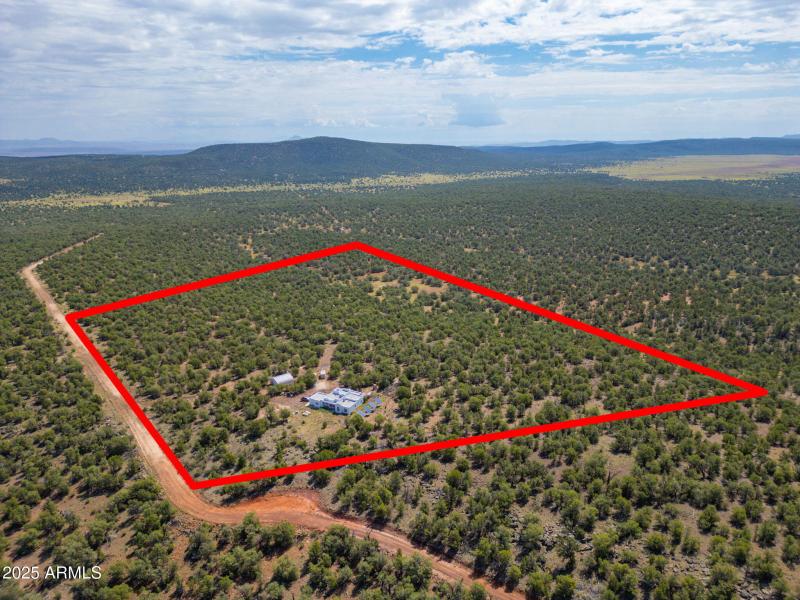 7-web-or-mls-35575-w-pale-moon-rd