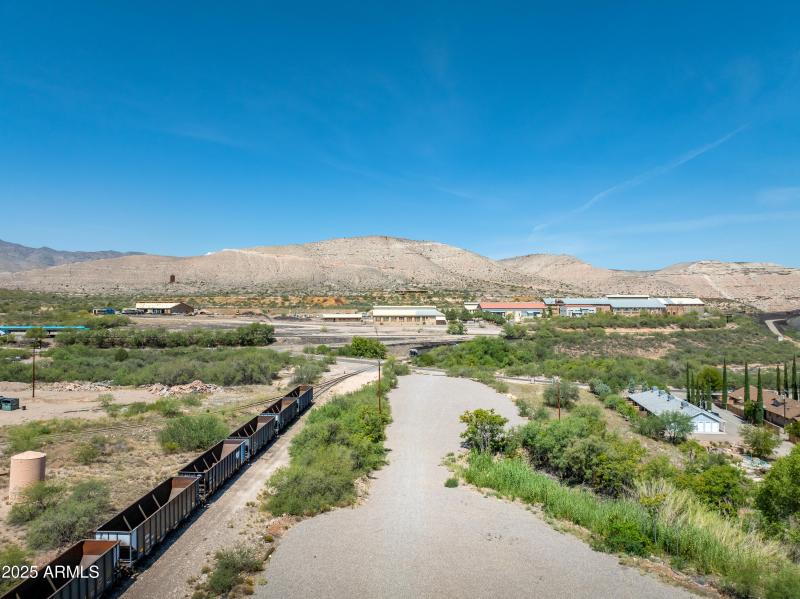 440 Vista Ln Clarkdale AZ-9