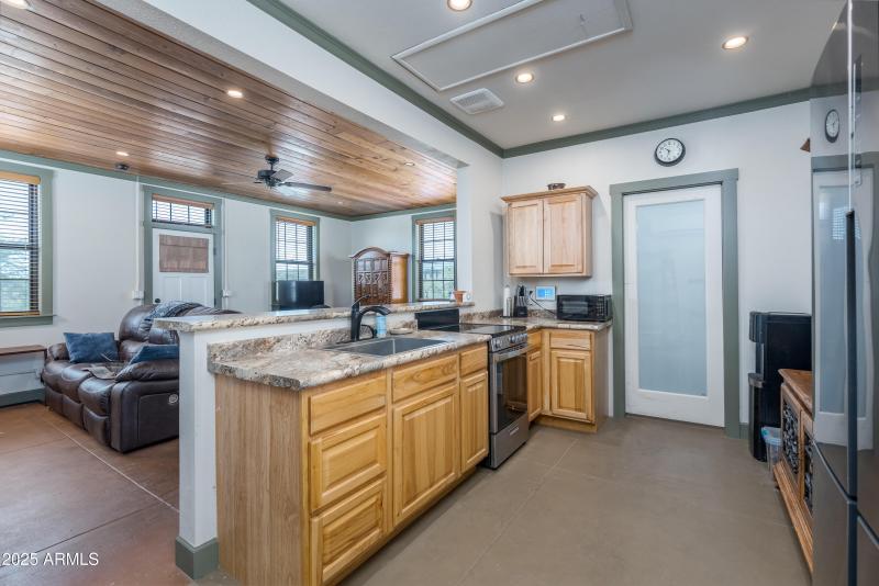 440 Vista Ln Clarkdale AZ-31