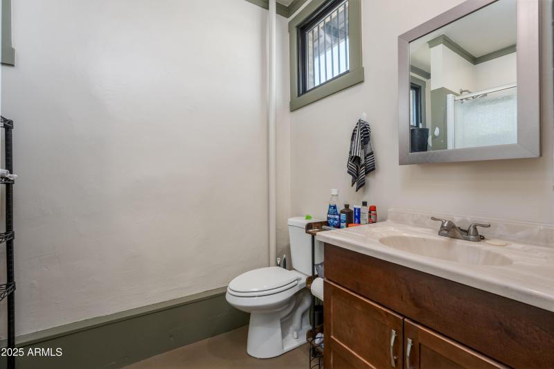 440 Vista Ln Clarkdale AZ-37