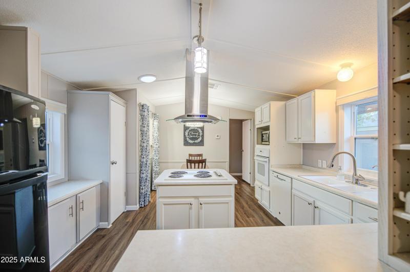 Kitchen 2