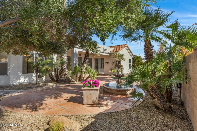 721 W Cherrywood Dr-33