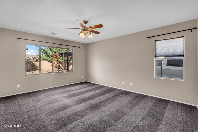 18-web-or-mls-2546 E San Rafael Trail -1