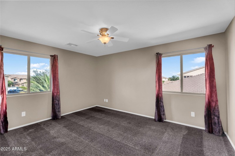 27-web-or-mls-2546 E San Rafael Trail -2