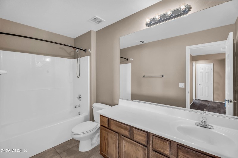 35-web-or-mls-2546 E San Rafael Trail -2