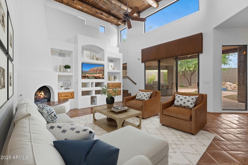 47-web-or-mls-10040-e-happy-valley-rd-36