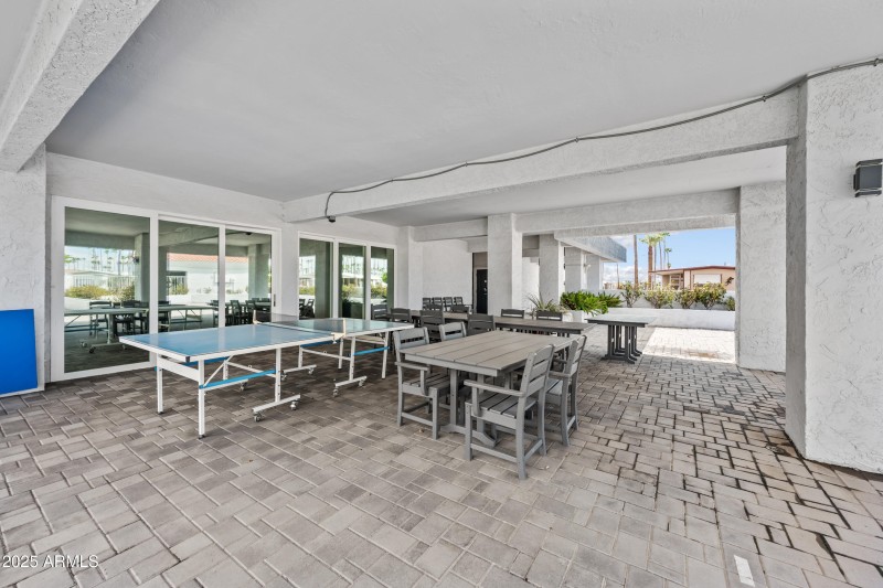 14-2929EMS-ocupix-Comm