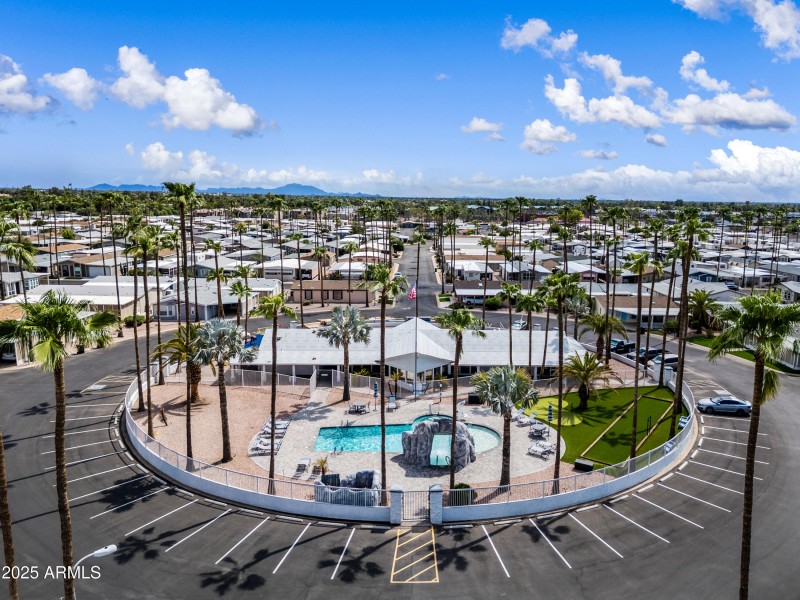 2-2929EMS-ocupix-Comm