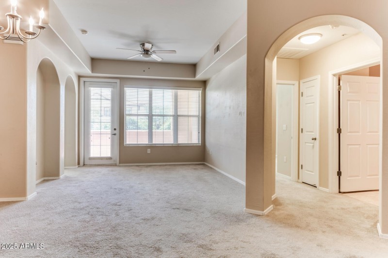 14575 W Mtn View 11221