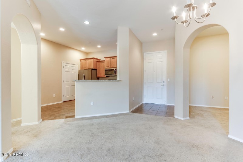 14575 W Mtn View 11221