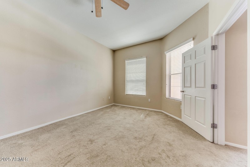 14575 W Mtn View 11221