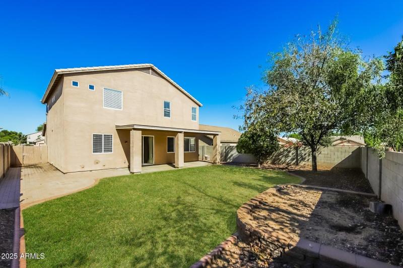 238808-photo-633e42b4cfa54