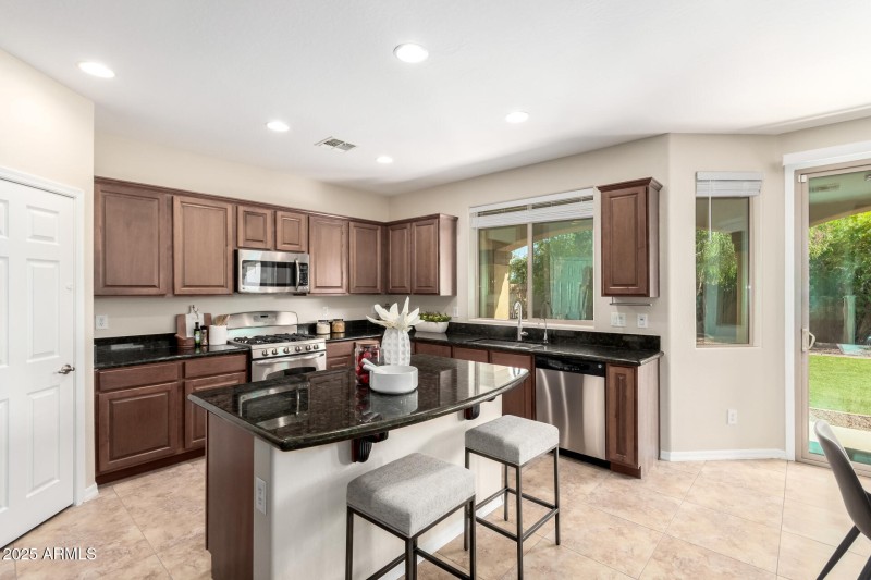 11 - Sweet Iron 4705