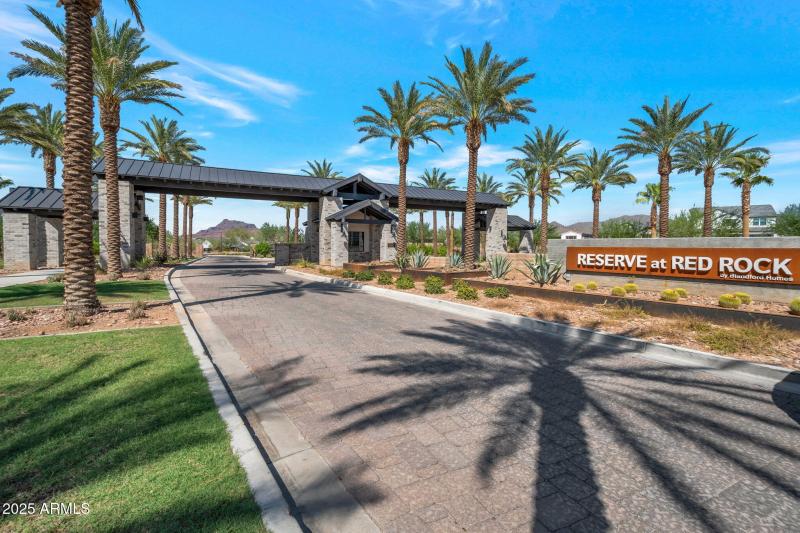 37-web-or-mls-Qp-9094