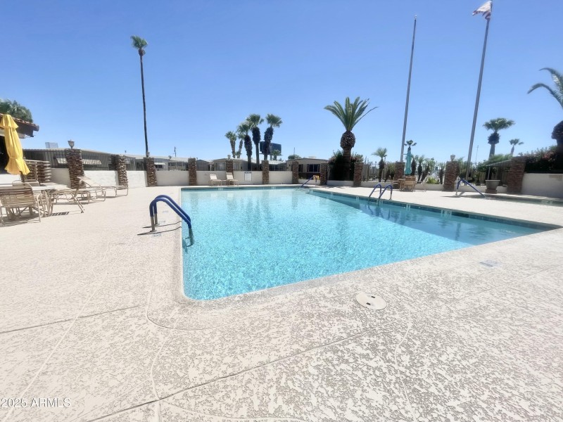 PACIFICMANORCLUBPOOLCLOSE