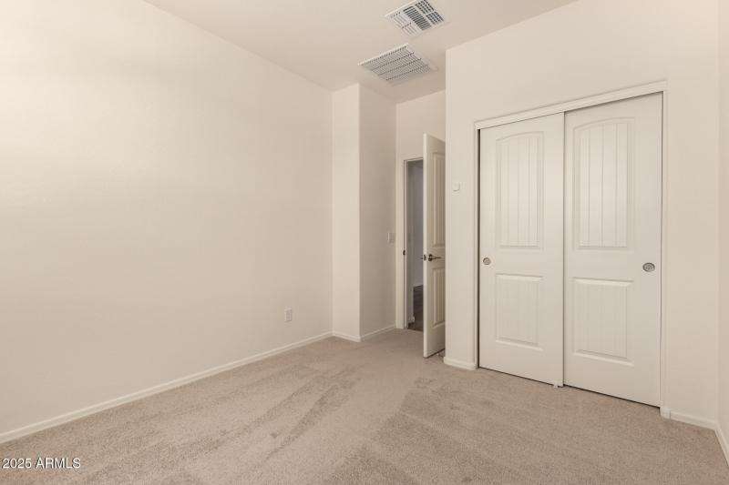 22 - Soft Wind 18253