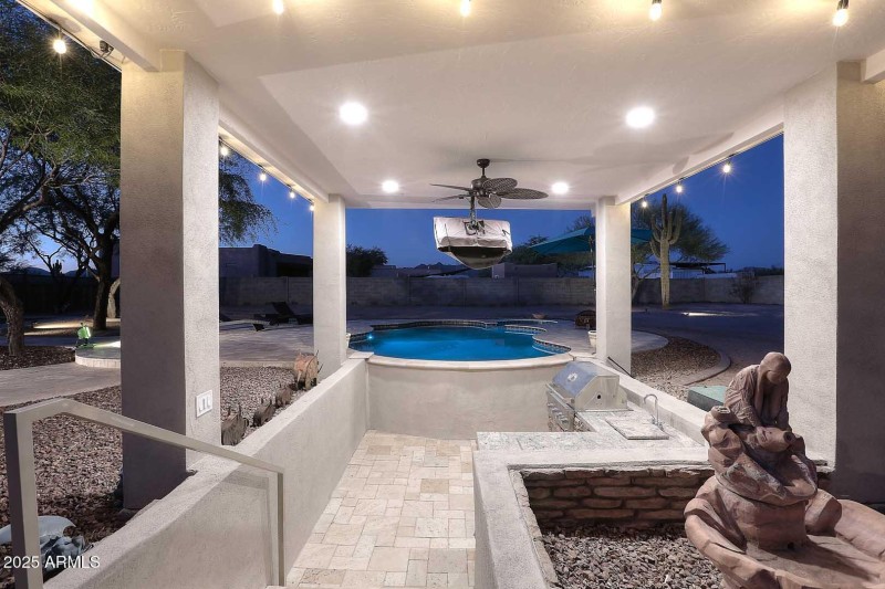 Night-Ramada-BBQ Grill2