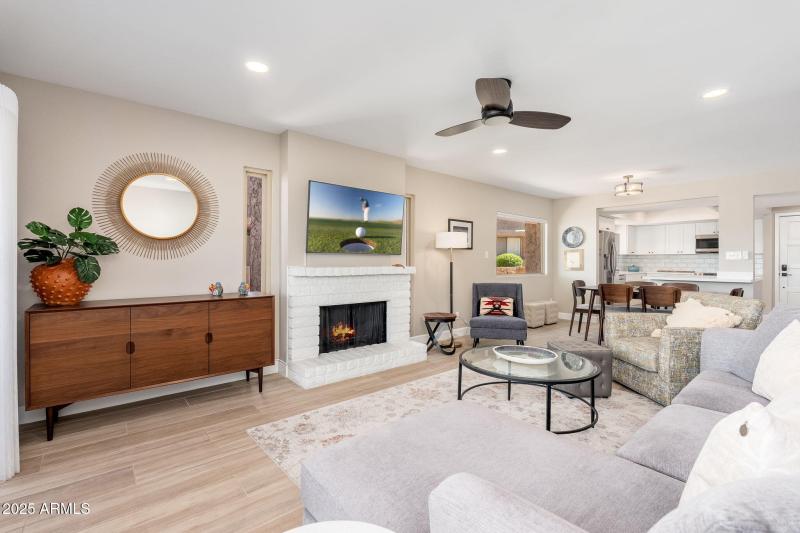 Living Room - Dining & Kitchen Look 2