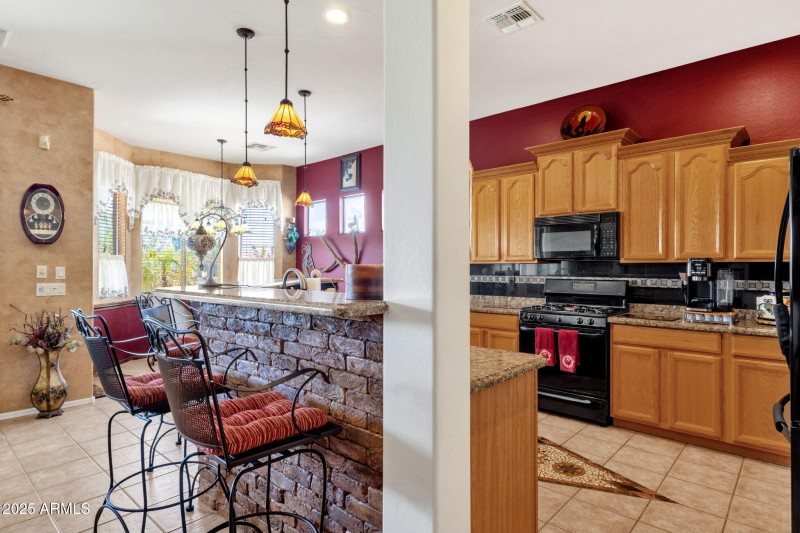 17-web-or-mls-8350-e-dalea-way