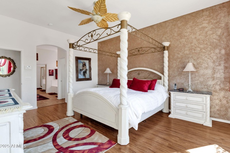 25-web-or-mls-8350-e-dalea-way