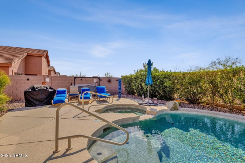 38-web-or-mls-8350-e-dalea-way